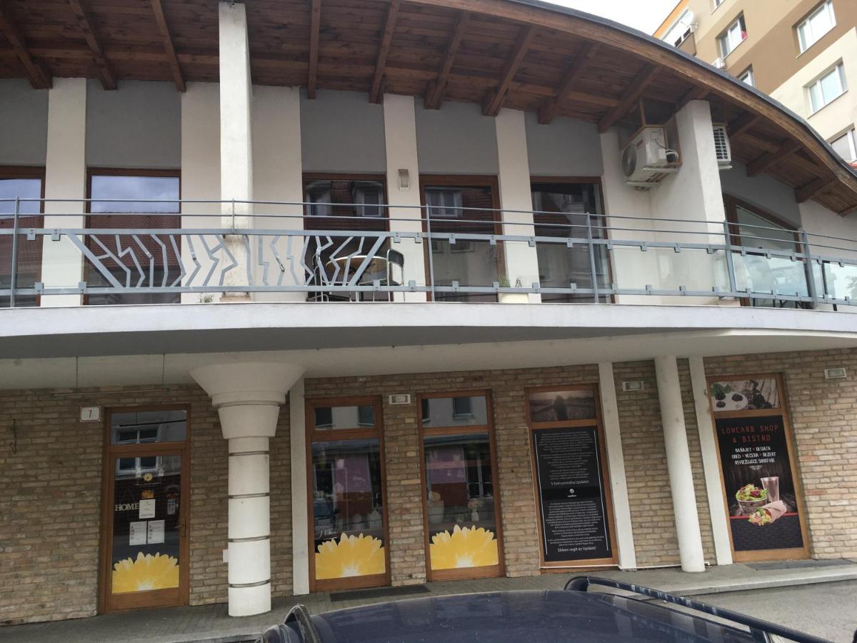 Konde B Apartman *